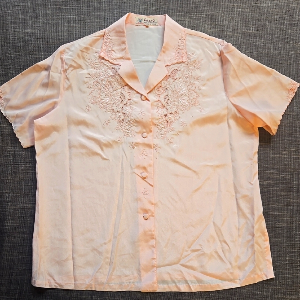Vintage Daffodil Pink Embroidered Short Sleeve Blouse